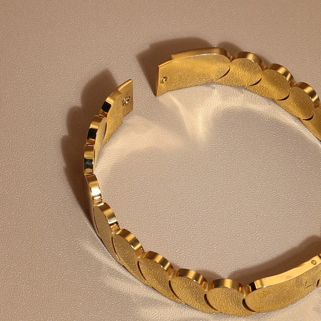 Ornate Bracelet ✨ Stainless Steel