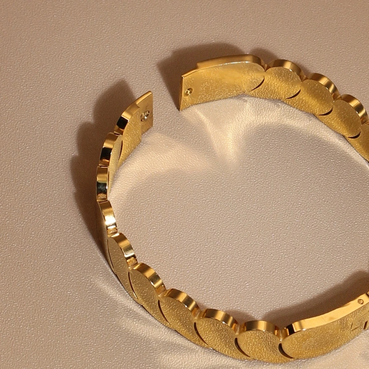 Ornate Bracelet ✨ Stainless Steel